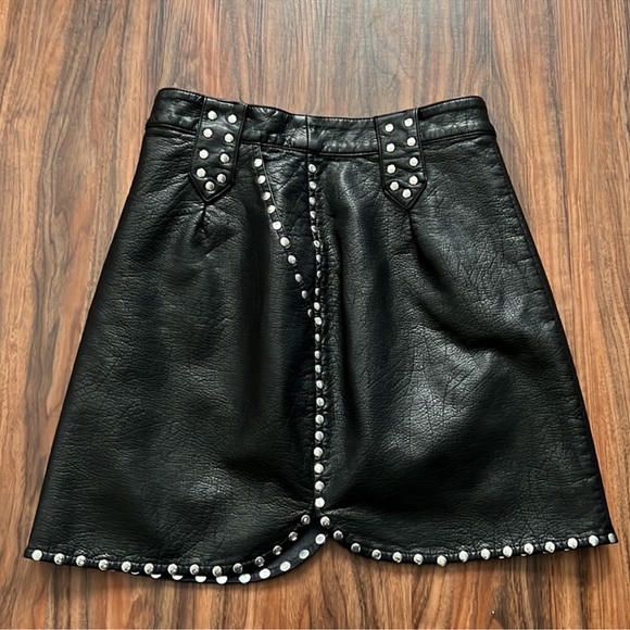 MINKPINK Nikita studded faux leather black skirt large - Picture 7 of 8